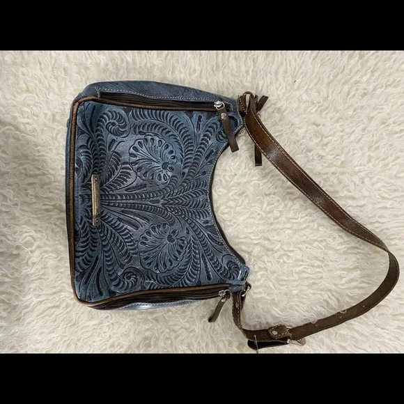 American West Concealed Carry Bag and Wallet - Picture 2 of 6